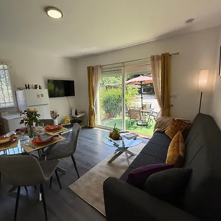 Le Mas-roc Apartament