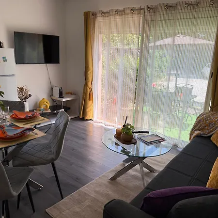 Le Mas-roc Apartment *