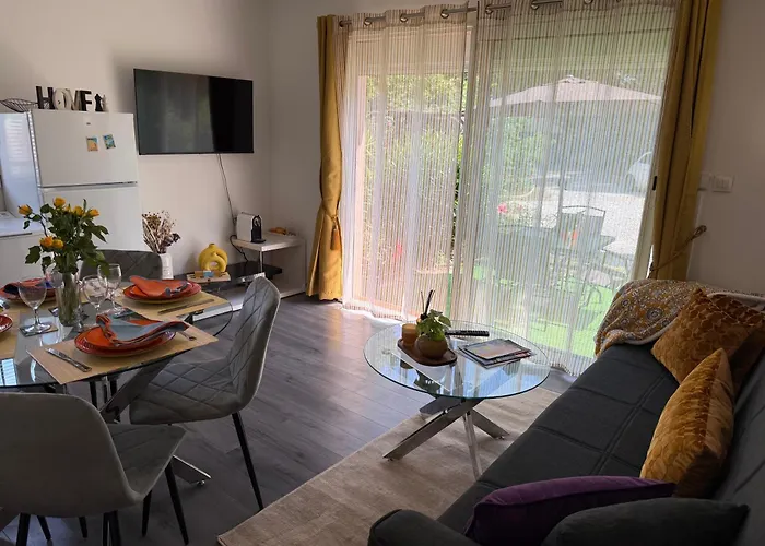 Le Mas-roc Apartament *