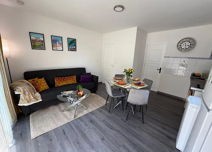 Le Mas-roc * Roquebrune-sur Argens